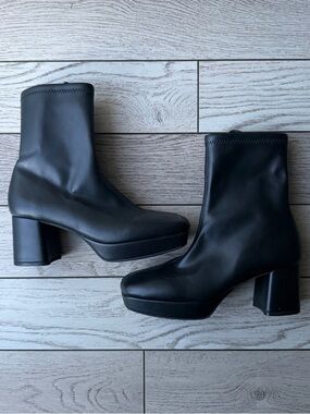AEROSOLES Black Platform Ankle Boots - Women Shoes size 5 1/2